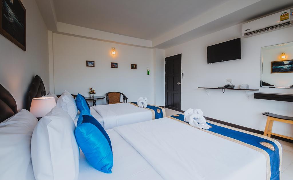 Th Beach Hotel Huahin Kültér fotó